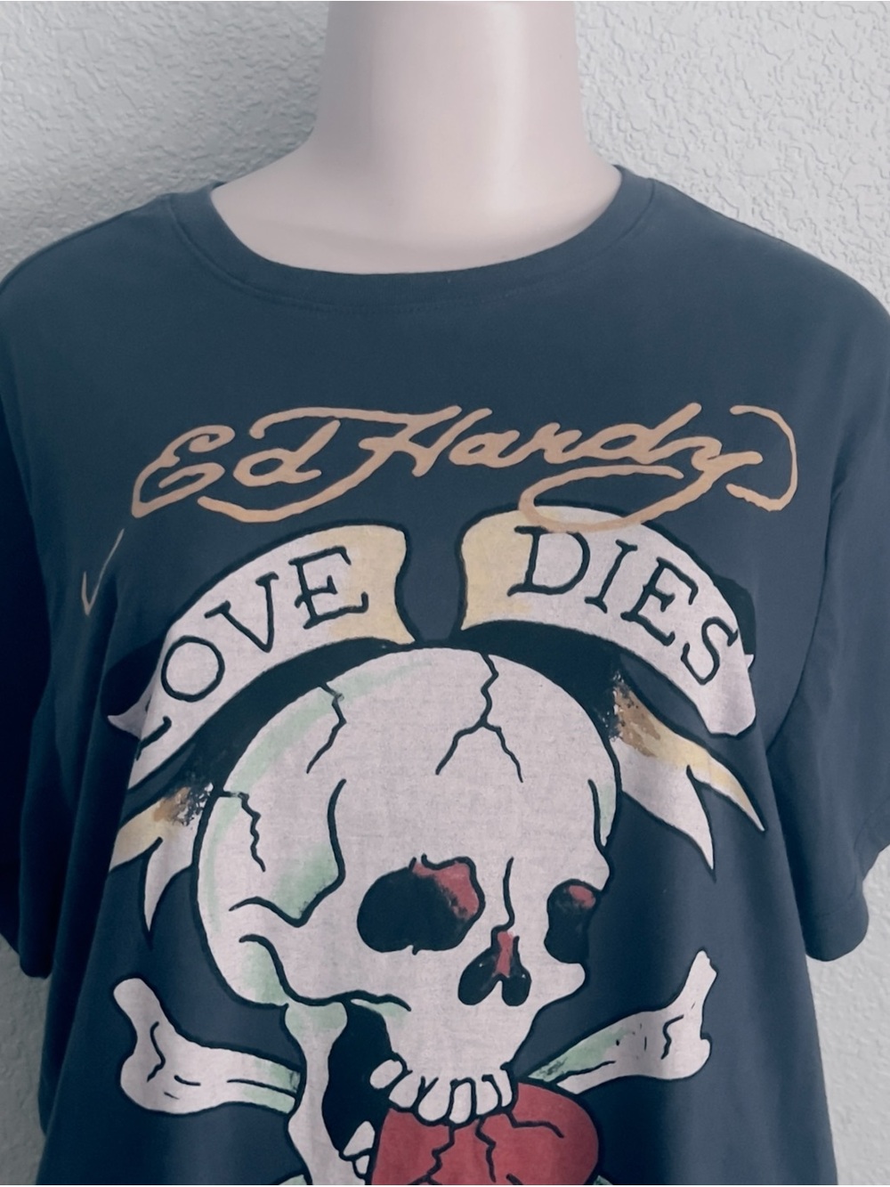 Ed Hardy Love Dies Hard Skull Heart Crossbones Don Ed Hardy Y2K Graphic Tee XL - Picture 3 of 9
